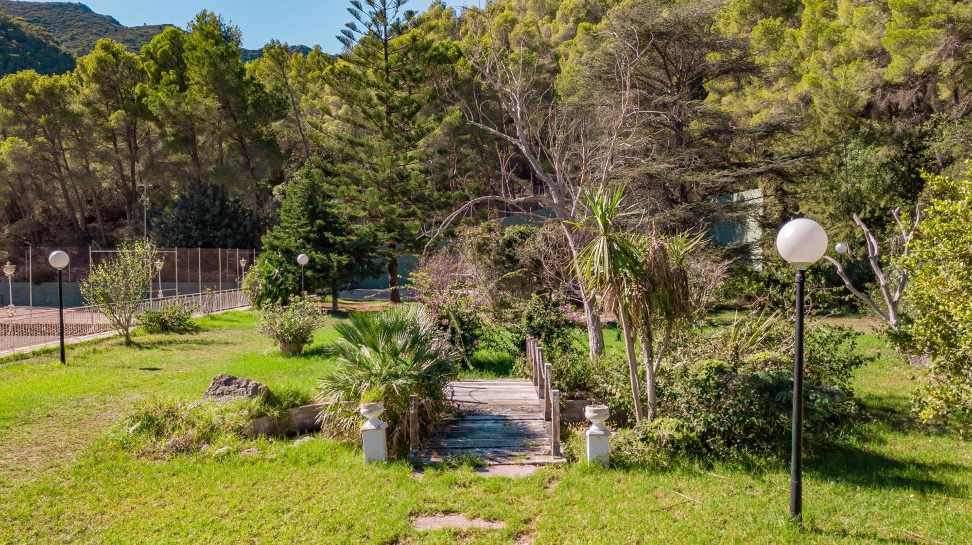 Villa Montgrau Llano de Gorra Bagian luar foto